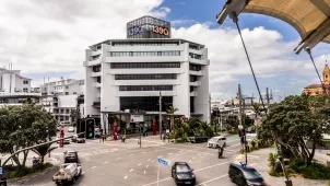 Outdoor shot in the CBD of Auckland, with A grade building of Servcorp 139 Quay Street in the centre